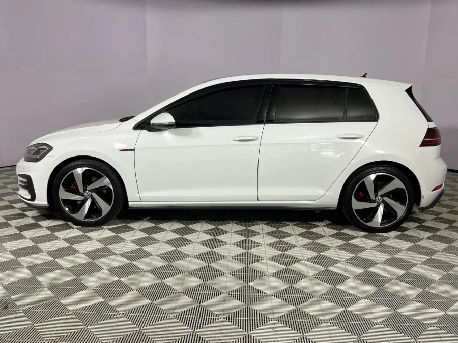 Used 2018 Volkswagen Golf GTI - WeBuyCars Durban Used 2018 Volkswagen Golf GTI - WeBuyCars Durban