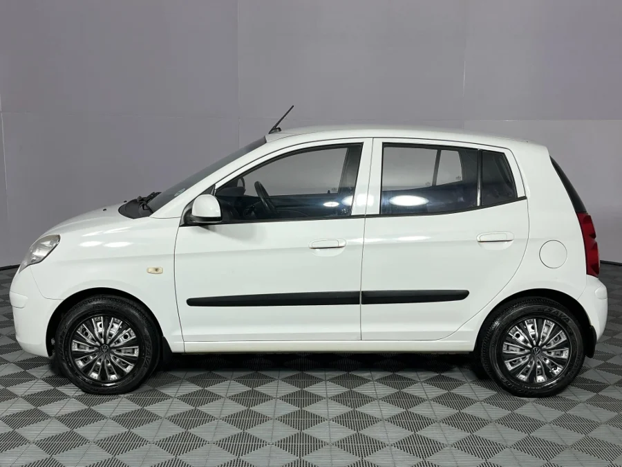 Used 2011 Kia Picanto 1.1 Striker - WeBuyCars Rustenburg Used 2011 Kia Picanto 1.1 Striker - WeBuyCars Rustenburg