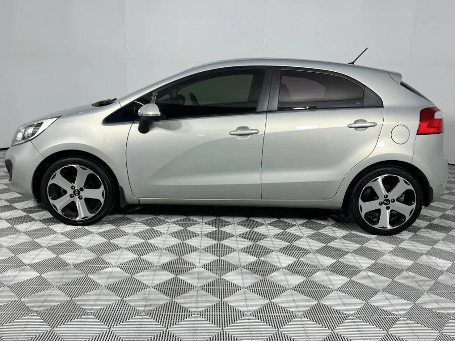 Used 2013 Kia Rio hatch 1.4 Tec auto - WeBuyCars Richmond Used 2013 Kia Rio hatch 1.4 Tec auto - WeBuyCars Richmond