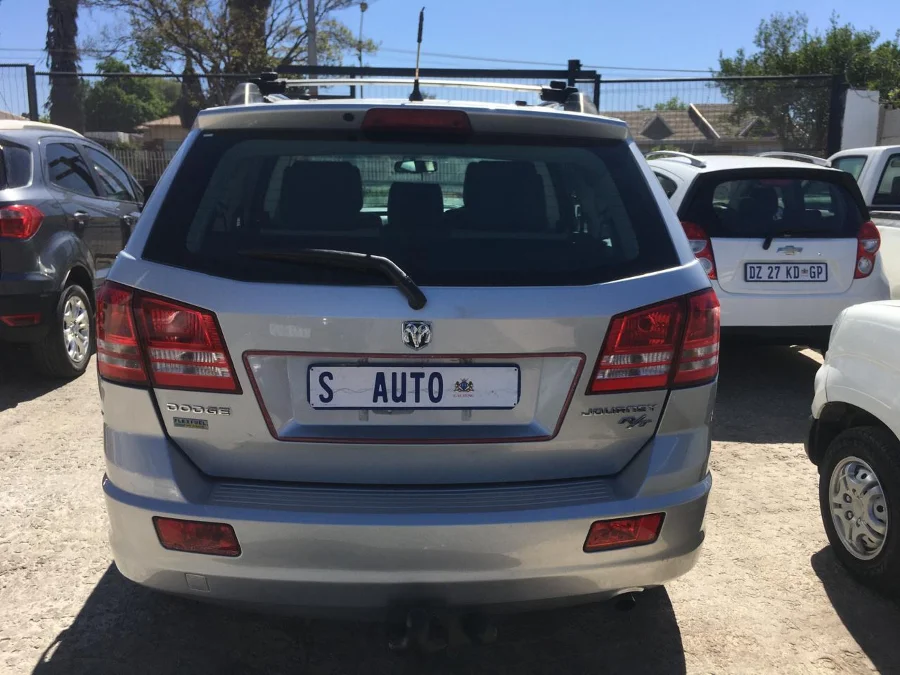 Used 2009 Dodge Journey 2.7 R/T - S-Auto