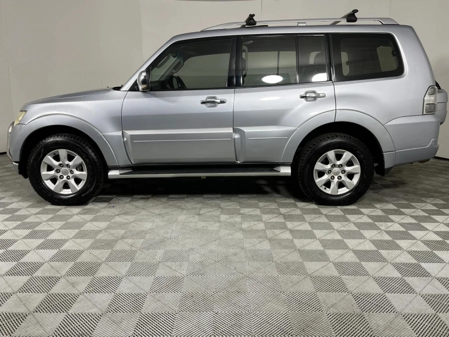 Used 2010 Mitsubishi Pajero 5-door 3.8 GLS - WeBuyCars Pietermaritzburg Used 2010 Mitsubishi Pajero 5-door 3.8 GLS - WeBuyCars Pietermaritzburg