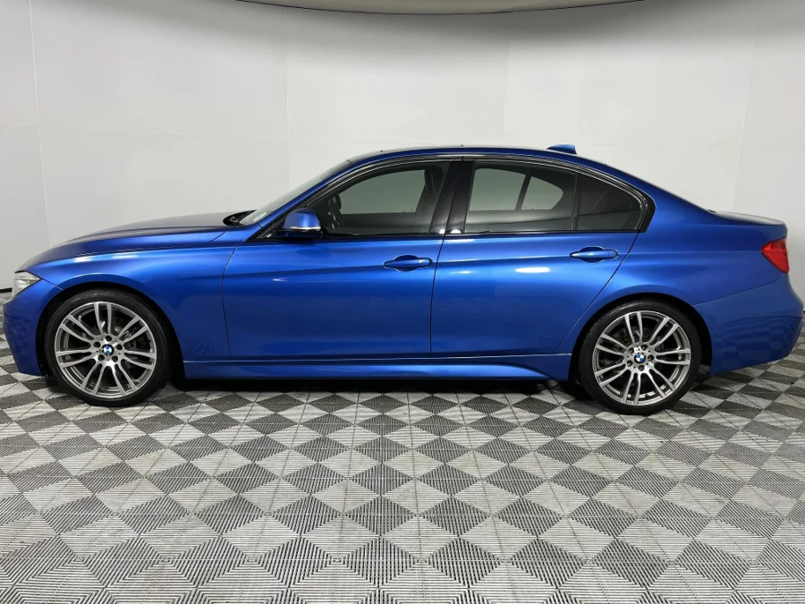Used 2013 BMW 3 Series 320i M Sport sports-auto - WeBuyCars Epping Used 2013 BMW 3 Series 320i M Sport sports-auto - WeBuyCars Epping