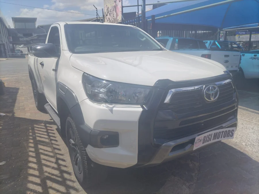 Used 2025 Toyota Hilux 2.4GD-6 4x4 SRX - Bisi Motors Used 2025 Toyota Hilux 2.4GD-6 4x4 SRX - Bisi Motors