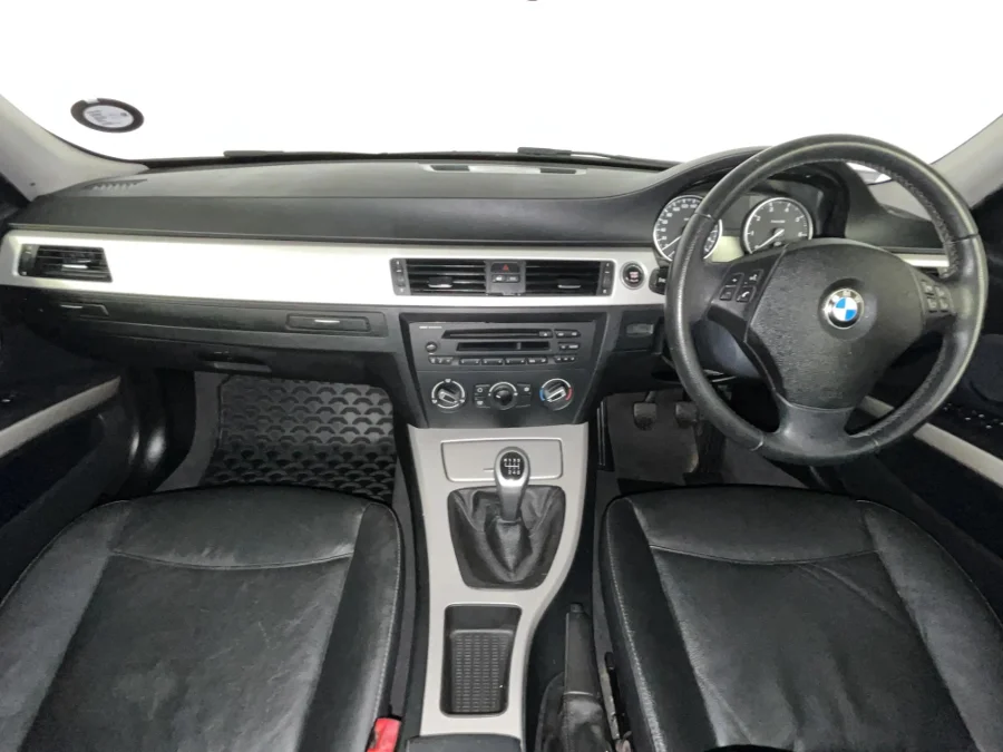Used 2010 BMW 3 Series 320i Innovations - WeBuyCars Durban Used 2010 BMW 3 Series 320i Innovations - WeBuyCars Durban