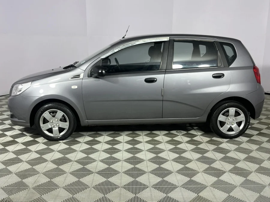 Used 2012 Chevrolet Aveo hatch 1.6 L - WeBuyCars Durban Used 2012 Chevrolet Aveo hatch 1.6 L - WeBuyCars Durban