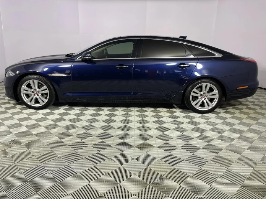 Used 2018 Jaguar XJ L 3.0D Premium Luxury - WeBuyCars Durban Used 2018 Jaguar XJ L 3.0D Premium Luxury - WeBuyCars Durban