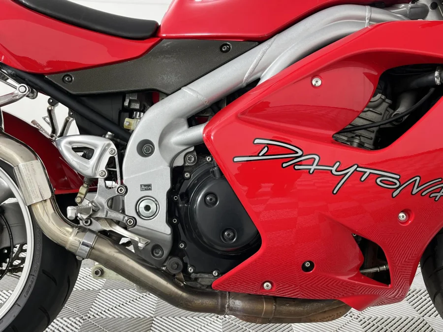 Used 2003 Triumph Daytona 955i Daytona - WeBuycars East London Used 2003 Triumph Daytona 955i Daytona - WeBuycars East London