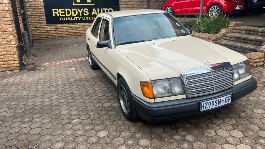 Used 1989 Mercedes-Benz C-Class C200 Classic - Reddys Auto Used 1989 Mercedes-Benz C-Class C200 Classic - Reddys Auto