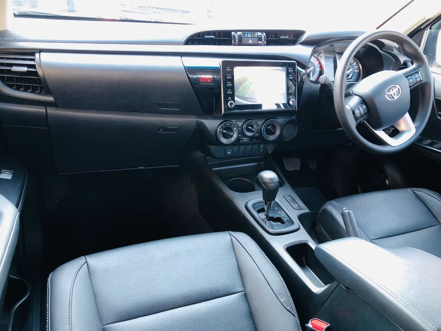 Used 2024 Toyota Hilux 2.4GD-6 double cab Raider auto - Cars Gold