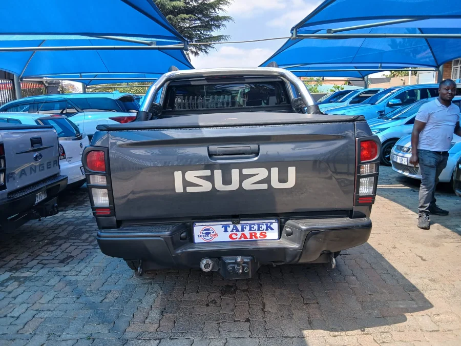Used 2019 Isuzu KB 250D-Teq double cab LE - Tafeek Cars Used 2019 Isuzu KB 250D-Teq double cab LE - Tafeek Cars