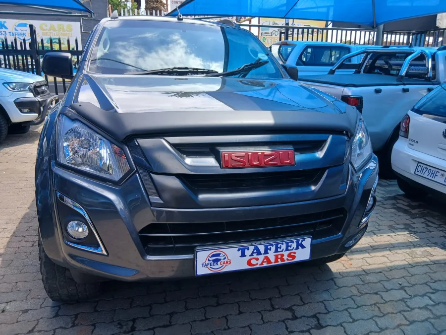 Used 2019 Isuzu KB 250D-Teq double cab LE - Tafeek Cars Used 2019 Isuzu KB 250D-Teq double cab LE - Tafeek Cars