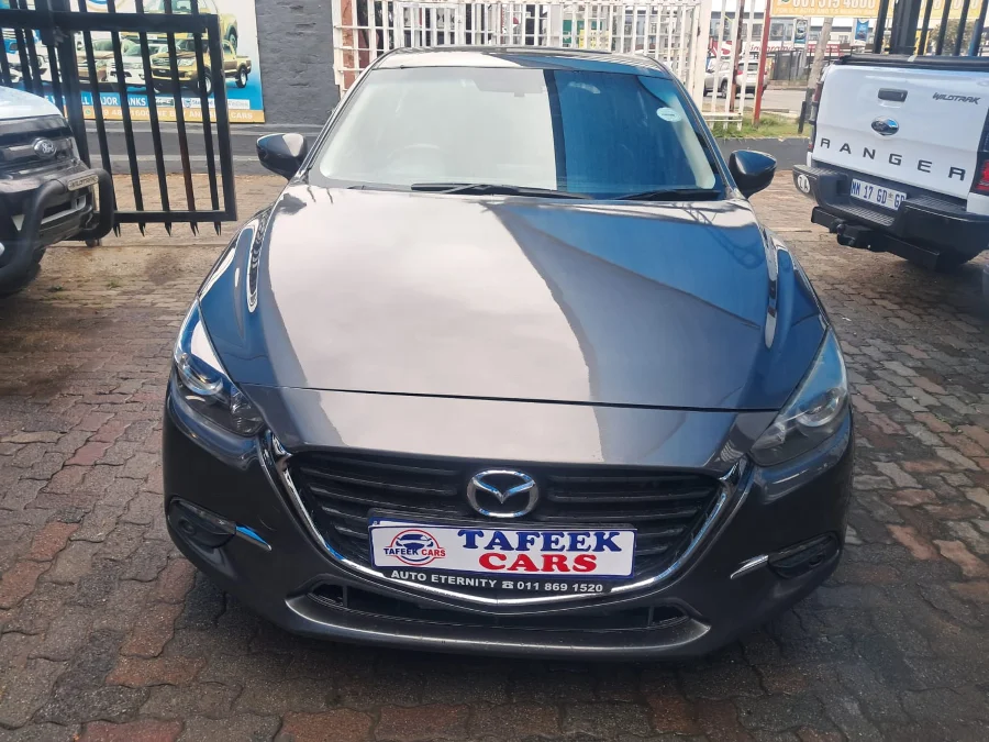 Used 2019 Mazda Mazda3 hatch 1.6 Dynamic auto - Tafeek Cars Used 2019 Mazda Mazda3 hatch 1.6 Dynamic auto - Tafeek Cars