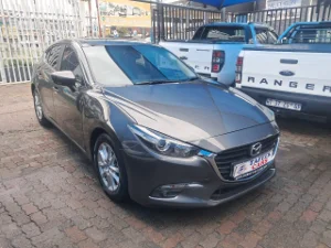 Used 2019 Mazda Mazda3 hatch 1.6 Dynamic auto Used 2019 Mazda Mazda3 hatch 1.6 Dynamic auto