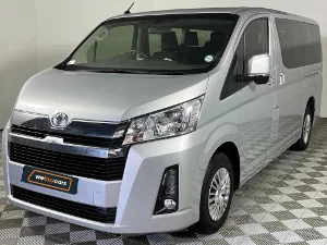 Used 2019 Toyota Quantum 2.8 LWB bus 11-seater GL