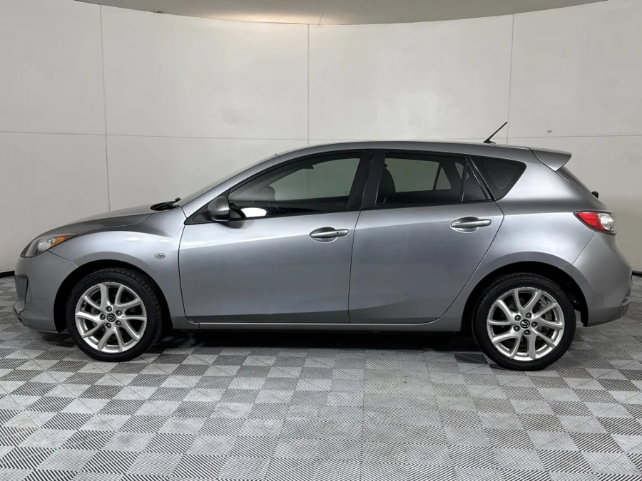 Used 2013 Mazda Mazda3 Sport 1.6 Dynamic - WeBuyCars Midstream Used 2013 Mazda Mazda3 Sport 1.6 Dynamic - WeBuyCars Midstream