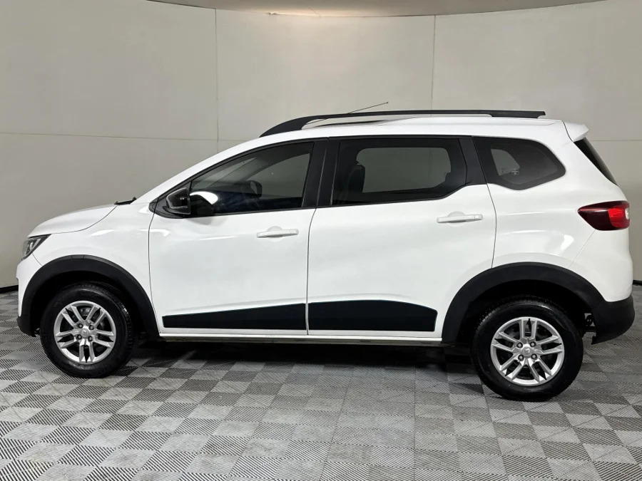 Used 2023 Renault Triber 1.0 Dynamique - WeBuyCars Midstream Used 2023 Renault Triber 1.0 Dynamique - WeBuyCars Midstream