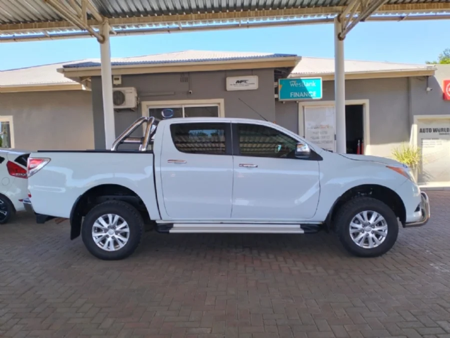 Used 2015 Mazda BT-50 3.2 double cab SLE auto - Auto World Klerksdorp