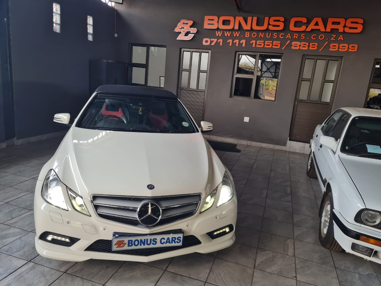 Used 2010 Mercedes-Benz E-Class E500 cabriolet V8 Edition