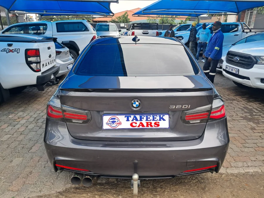 Used 2018 BMW 3 Series 320i M Sport auto - Tafeek Cars