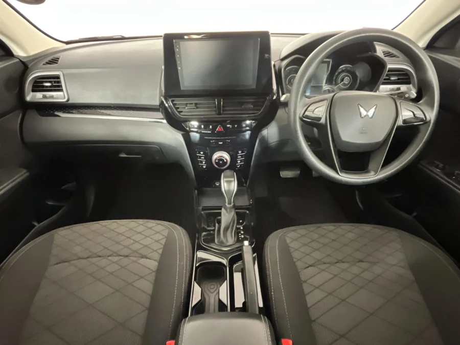 Used 2025 Mahindra XUV 3XO 1.2T MX2 auto - WeBuyCars JHB South