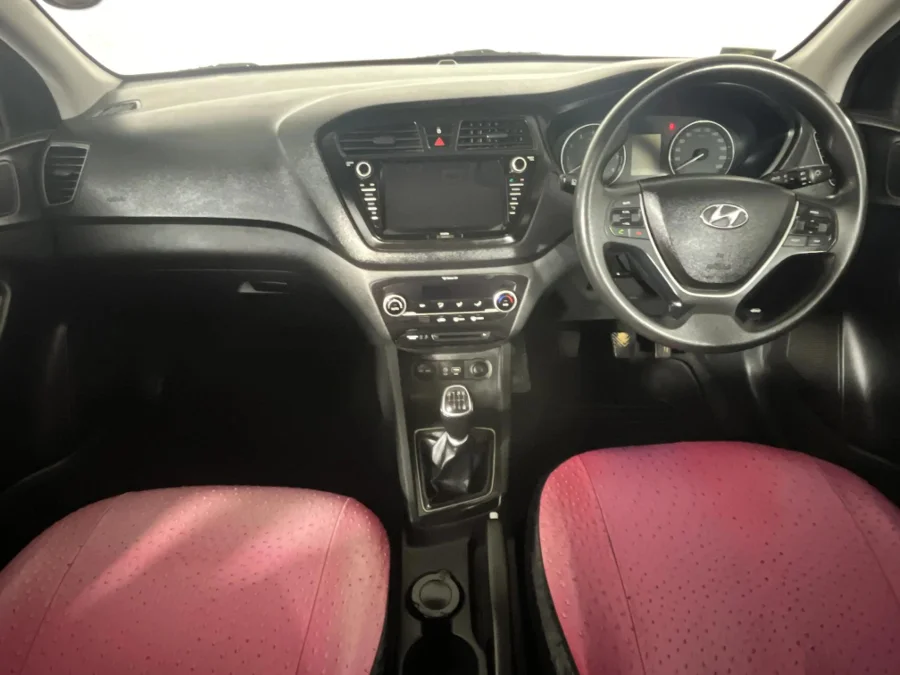 Used 2017 Hyundai i20 1.4 Fluid - WeBuyCars Brackenfell Cape Town Used 2017 Hyundai i20 1.4 Fluid - WeBuyCars Brackenfell Cape Town