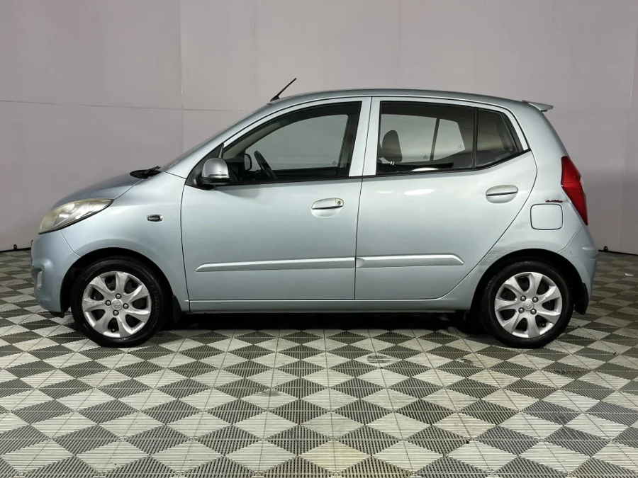 Used 2012 Hyundai i10 1.1 Motion - WeBuyCars Epping Used 2012 Hyundai i10 1.1 Motion - WeBuyCars Epping