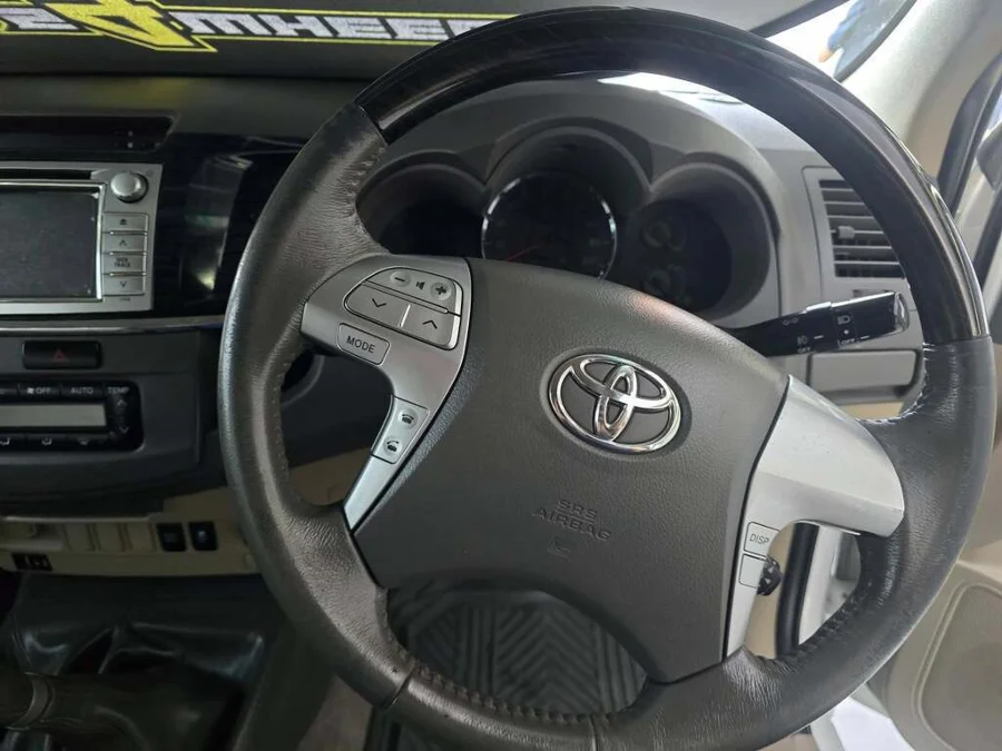 Used 2011 Toyota Fortuner 3.0D-4D 4x4 Limited - Deals 4 Wheels