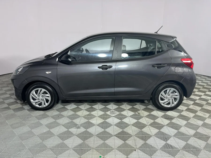 Used 2023 Hyundai Grand i10 1.0 hatch Motion manual - WeBuyCars Brackenfell Cape Town Used 2023 Hyundai Grand i10 1.0 hatch Motion manual - WeBuyCars Brackenfell Cape Town