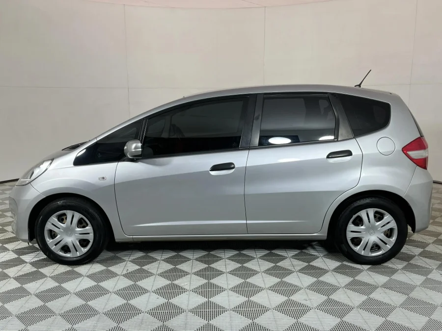 Used 2013 Honda Jazz 1.3 Comfort - WeBuyCars JHB South Used 2013 Honda Jazz 1.3 Comfort - WeBuyCars JHB South