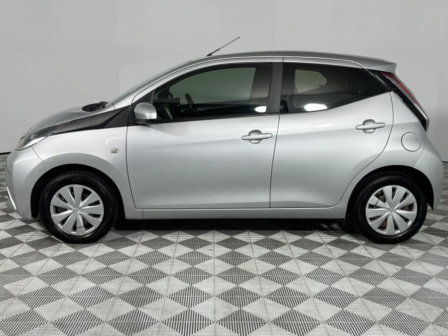 Used 2016 Toyota Aygo 1.0 - WeBuyCars Richmond Used 2016 Toyota Aygo 1.0 - WeBuyCars Richmond