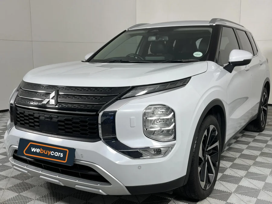 Used 2023 Mitsubishi Outlander 2.5 GLS Plus - WeBuycars East London