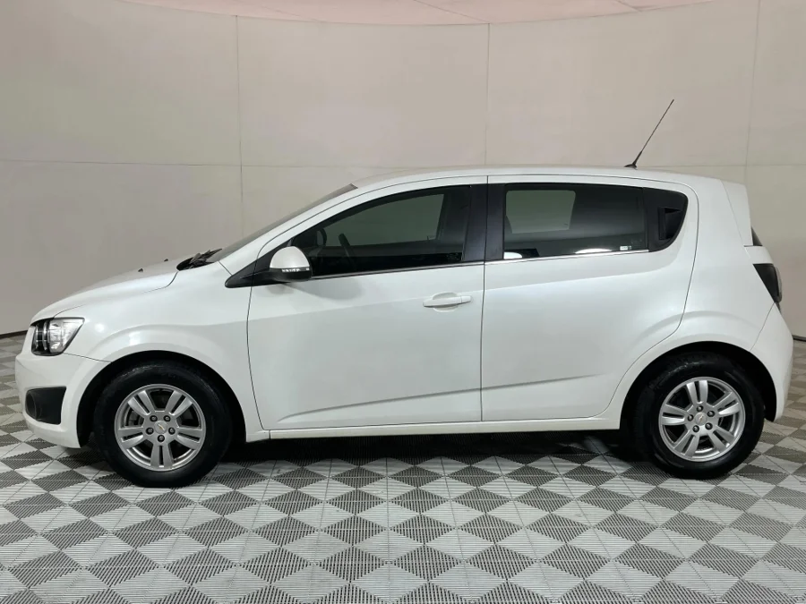 Used 2014 Chevrolet Sonic sedan 1.6 LS - WeBuyCars JHB South Used 2014 Chevrolet Sonic sedan 1.6 LS - WeBuyCars JHB South