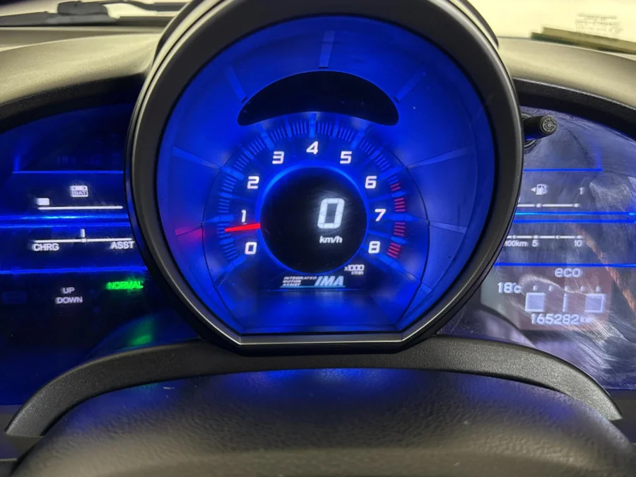 Used 2010 Honda CR-Z hybrid - WeBuyCars Midstream Used 2010 Honda CR-Z hybrid - WeBuyCars Midstream