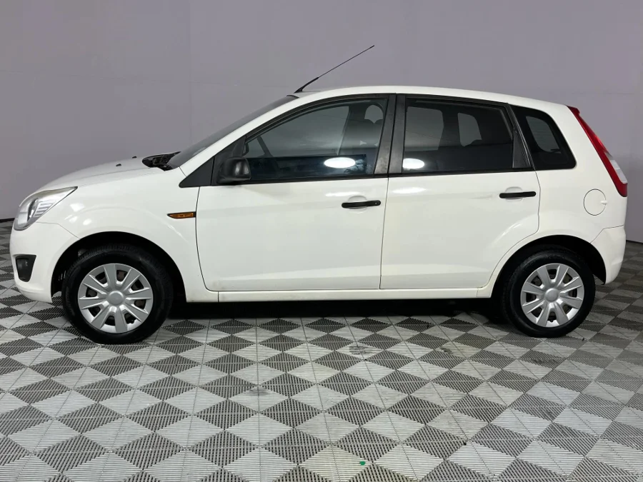 Used 2015 Ford Figo 1.4TDCi Ambiente - WeBuyCars Brackenfell Cape Town Used 2015 Ford Figo 1.4TDCi Ambiente - WeBuyCars Brackenfell Cape Town