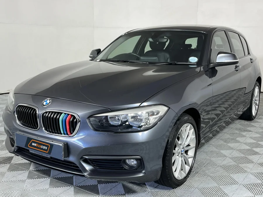 Used 2015 BMW 1 Series 120i 5-door sports-auto - WeBuyCars Epping Used 2015 BMW 1 Series 120i 5-door sports-auto - WeBuyCars Epping