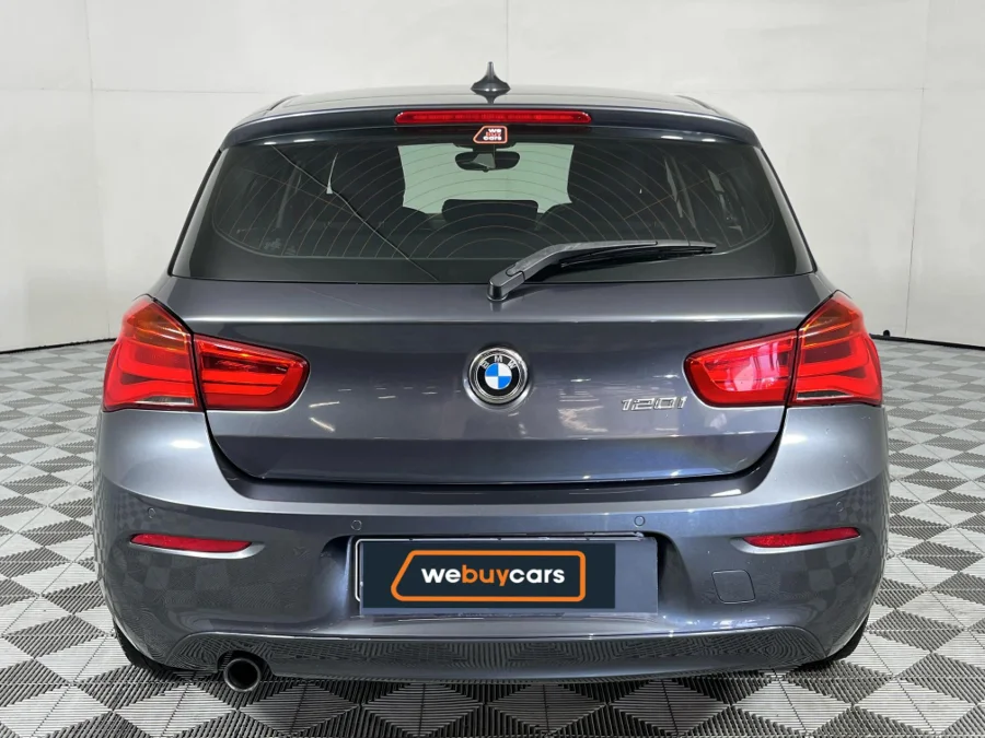 Used 2015 BMW 1 Series 120i 5-door sports-auto - WeBuyCars Epping Used 2015 BMW 1 Series 120i 5-door sports-auto - WeBuyCars Epping