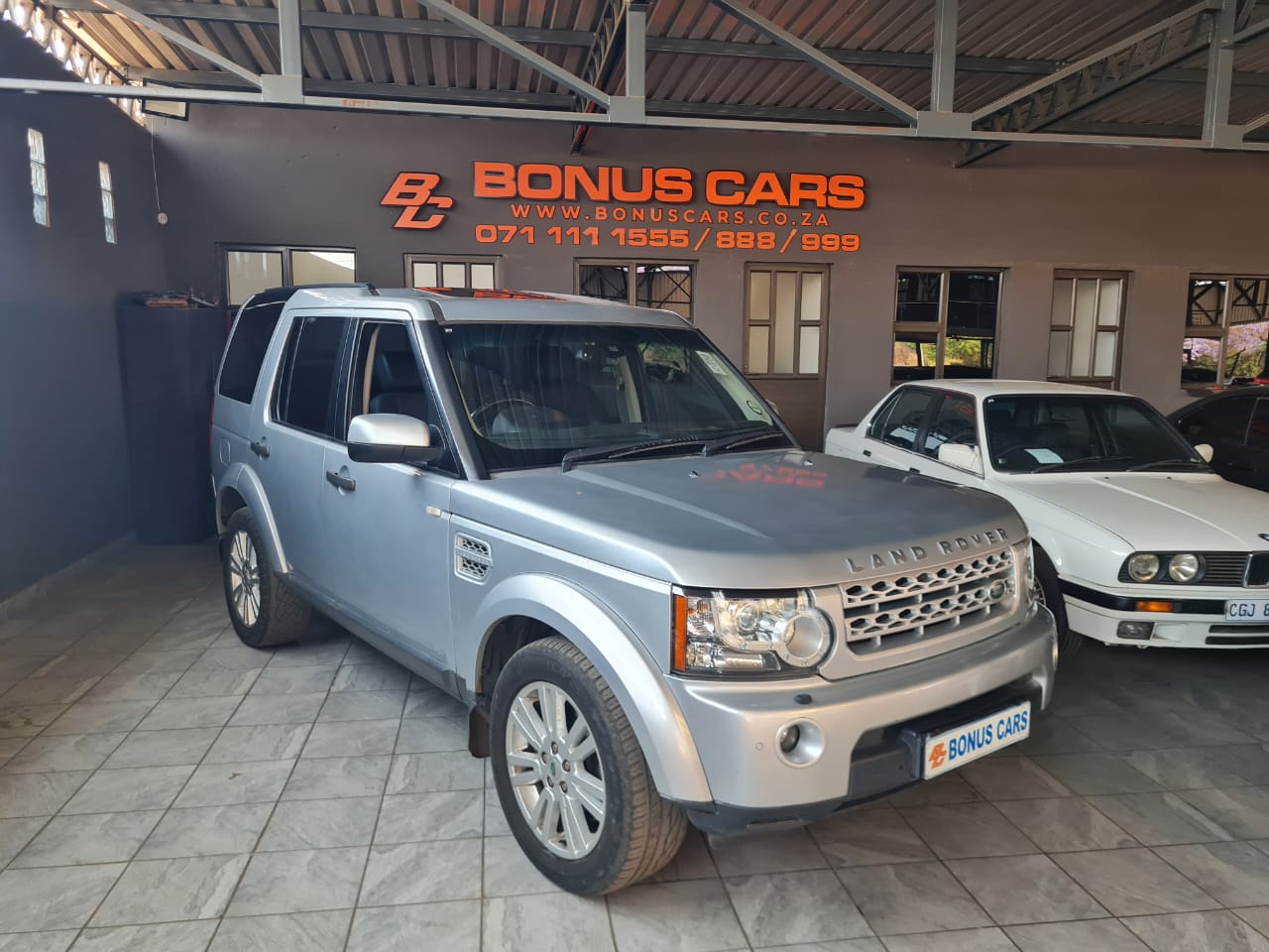 Used 2012 Land Rover Discovery 4 3.0TDV6 SE