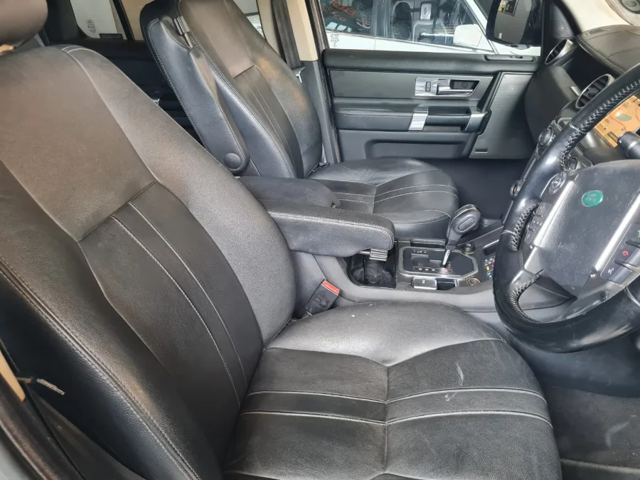 Used 2012 Land Rover Discovery 4 3.0TDV6 SE - Bonus Cars