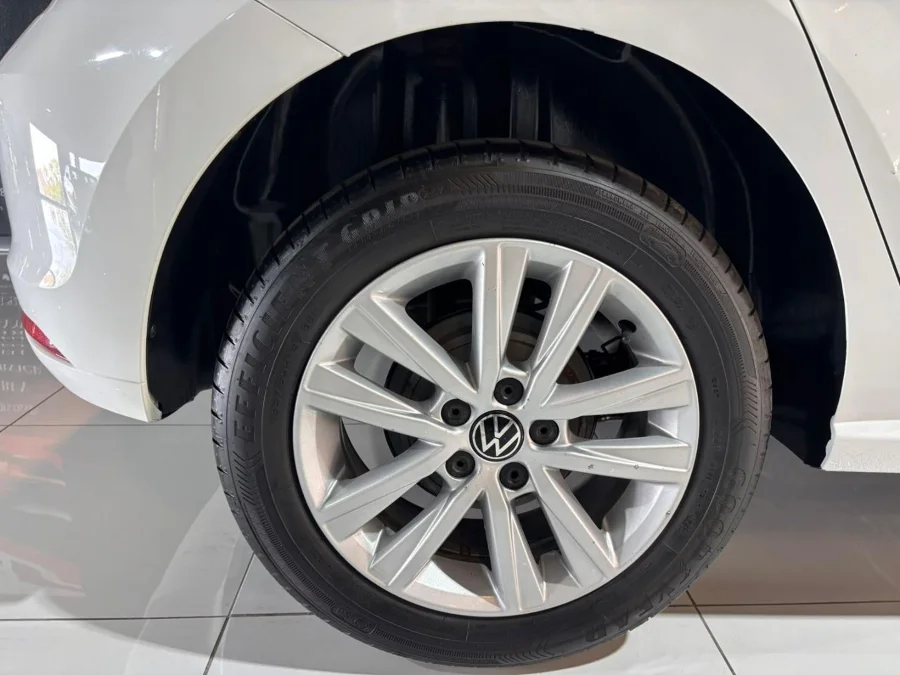 Used 2023 Volkswagen Polo Vivo hatch 1.4 Comfortline - Avari Cars