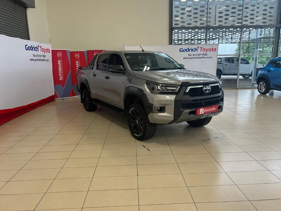 Used 2021 Toyota Hilux 2.4GD-6 double cab 4x4 SR - Godrich Toyota Used 2021 Toyota Hilux 2.4GD-6 double cab 4x4 SR - Godrich Toyota