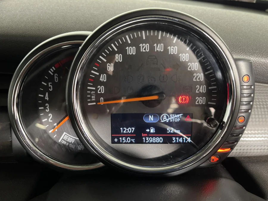 Used 2015 MINI Hatch Cooper Hatch 3-door Seven 7 - WeBuyCars Epping