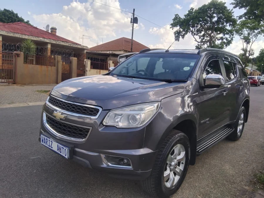 Used 2013 Chevrolet Trailblazer 2.8D LTZ auto - Wariz Auto Used 2013 Chevrolet Trailblazer 2.8D LTZ auto - Wariz Auto