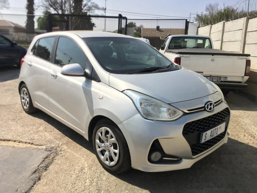 Used 2018 Hyundai Grand i10 1.0 Fluid hatch manual - S-Auto Used 2018 Hyundai Grand i10 1.0 Fluid hatch manual - S-Auto