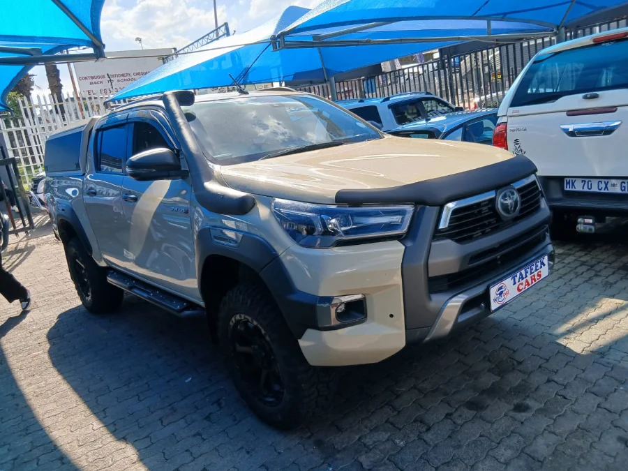 Used 2022 Toyota Hilux 2.8GD-6 double cab Legend auto - Tafeek Cars Used 2022 Toyota Hilux 2.8GD-6 double cab Legend auto - Tafeek Cars