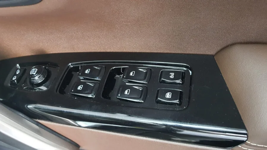 New 2025 Mahindra Scorpio-N 2.2D Z8 - Mahindra Used Cars Centurion