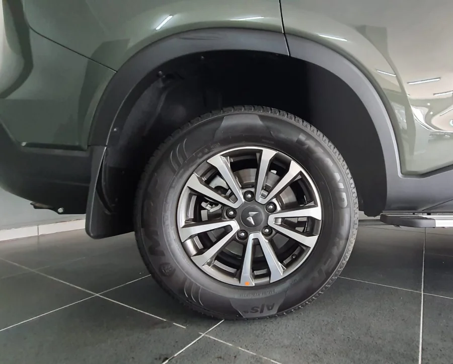 Preloaded Image 3 Preloaded Image 3