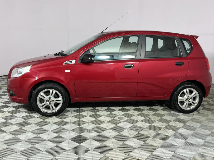 Used 2015 Chevrolet Aveo hatch 1.6 L - WeBuyCars Brackenfell Cape Town Used 2015 Chevrolet Aveo hatch 1.6 L - WeBuyCars Brackenfell Cape Town