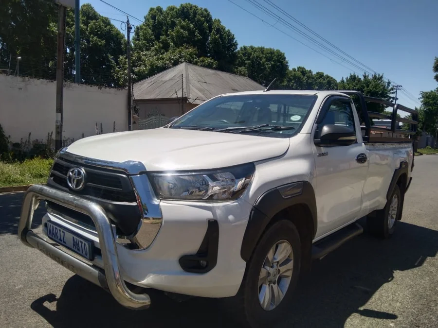 Used 2017 Toyota Hilux 2.4GD-6 SR - Wariz Auto
