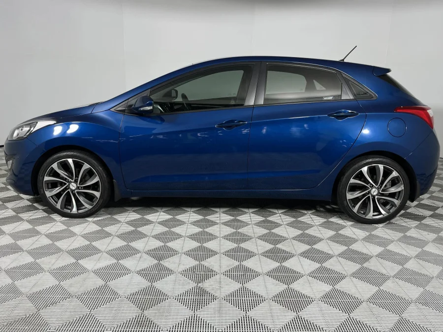 Used 2014 Hyundai i30 1.6 Premium auto - WeBuyCars Silverlakes Used 2014 Hyundai i30 1.6 Premium auto - WeBuyCars Silverlakes