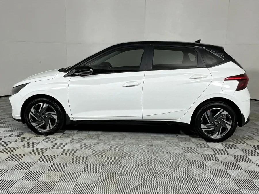 Used 2022 Hyundai i20 1.0T Fluid auto - WeBuyCars Riverhorse Used 2022 Hyundai i20 1.0T Fluid auto - WeBuyCars Riverhorse